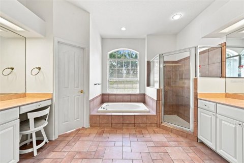 Casa en venta en Tampa, Florida, 4 dormitorios, 288.65 m2 № 2383691 - foto 19