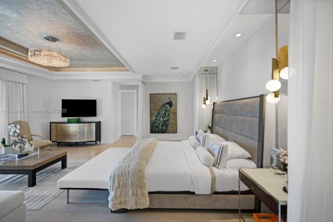 Casa en alquiler en Miami Beach, Florida, 6 dormitorios, 577.02 m2 № 1938265 - foto 23