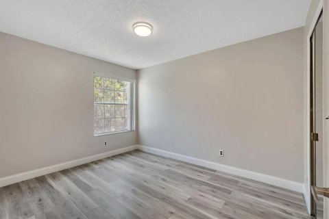 Copropriété à louer à Kissimmee, Floride: 3 chambres, 113.34 m2 № 2424387 - photo 16