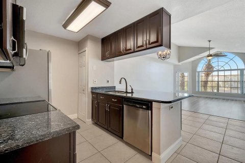 Copropriété à louer à Kissimmee, Floride: 3 chambres, 113.34 m2 № 2424387 - photo 3