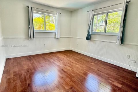 Condominio en alquiler en Key Biscayne, Florida, 2 dormitorios, 103.03 m2 № 1962388 - foto 8