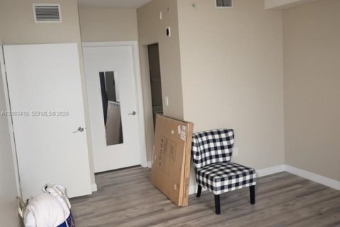 Copropriété à vendre à Miami, Floride: 2 chambres, 86.4 m2 № 2409664 - photo 6