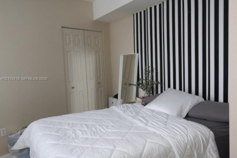 Copropriété à vendre à Miami, Floride: 2 chambres, 86.4 m2 № 2409664 - photo 10