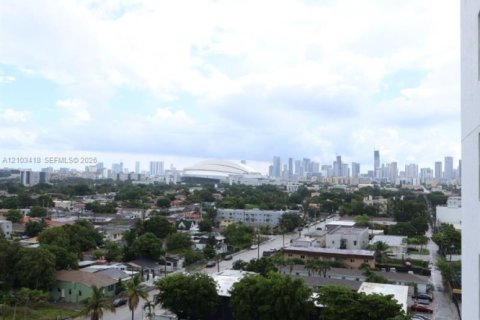 Copropriété à vendre à Miami, Floride: 2 chambres, 86.4 m2 № 2409664 - photo 16