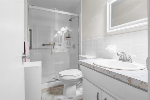 Condo in Clearwater, Florida, 2 bedrooms  № 1854024 - photo 11