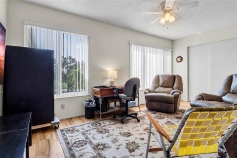 Condo in Clearwater, Florida, 2 bedrooms  № 1854024 - photo 9