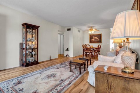 Condo in Clearwater, Florida, 2 bedrooms  № 1854024 - photo 18