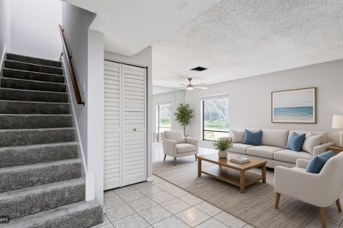 Townhouse in Palm Beach Gardens, Florida 3 bedrooms, 146.79 sq.m. № 2433974 - photo 4