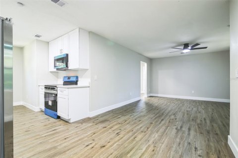 Casa en venta en Morriston, Florida, 3 dormitorios, 94.02 m2 № 1917733 - foto 6