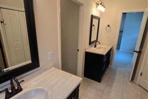 House in High Springs, Florida 3 bedrooms, 147.81 sq.m. № 2206729 - photo 14