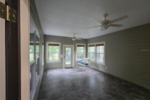 House in High Springs, Florida 3 bedrooms, 147.81 sq.m. № 2206729 - photo 11