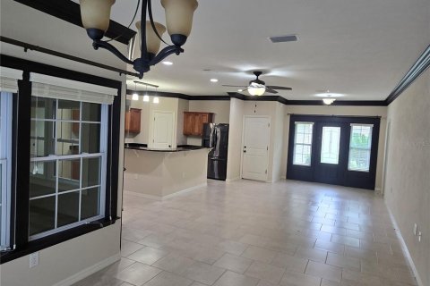 House in High Springs, Florida 3 bedrooms, 147.81 sq.m. № 2206729 - photo 5