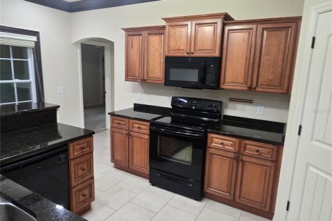 House in High Springs, Florida 3 bedrooms, 147.81 sq.m. № 2206729 - photo 9