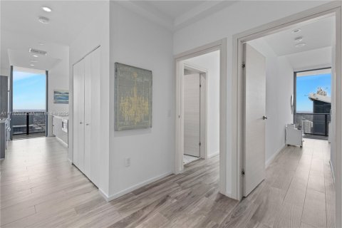 Condo in Miami, Florida, 3 bedrooms  № 1982182 - photo 30