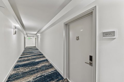 Condo in Pompano Beach, Florida, 2 bedrooms № 2246421