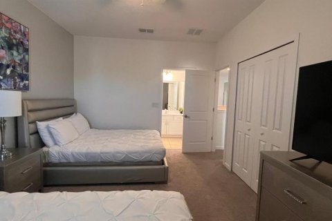House in Kissimmee, Florida 10 bedrooms, 380.43 sq.m. № 1795892 - photo 15