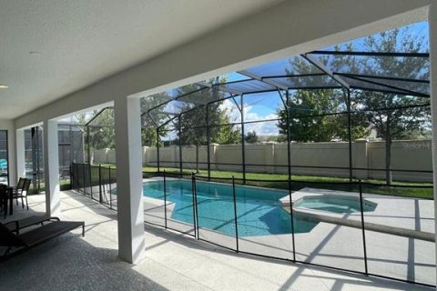 House in Kissimmee, Florida 10 bedrooms, 380.43 sq.m. № 1795892 - photo 13