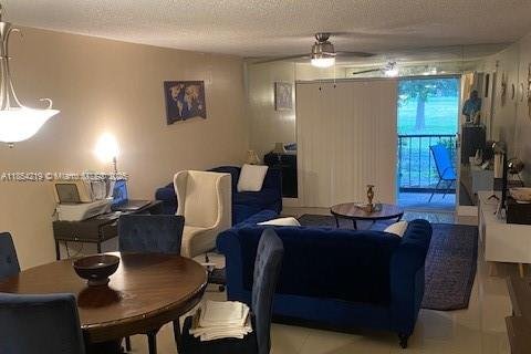 Copropriété à vendre à Lauderhill, Floride: 2 chambres, 102.19 m2 № 1977669 - photo 8