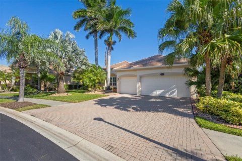 Casa en venta en North Port, Florida, 4 dormitorios, 222.97 m2 № 2416292 - foto 3