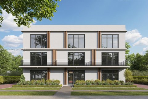 Land in Hallandale Beach, Florida № 2027397