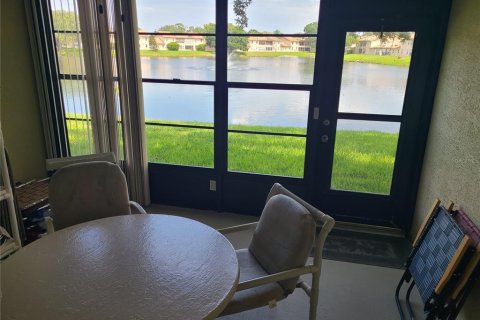 Condo in Holiday, Florida, 2 bedrooms  № 1822622 - photo 21