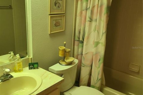 Condo in Holiday, Florida, 2 bedrooms  № 1822622 - photo 18