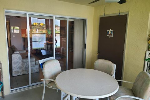 Condo in Holiday, Florida, 2 bedrooms  № 1822622 - photo 20