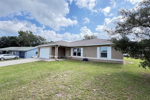 House in Ocala, Florida 3 bedrooms, 123.65 sq.m. № 2230496 - photo 2