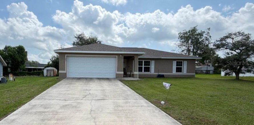 House in Ocala, Florida 3 bedrooms, 123.65 sq.m. № 2230496