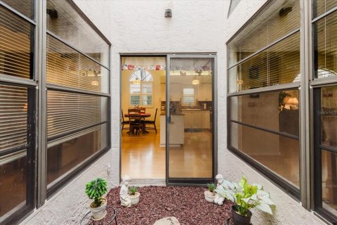 Casa en venta en Palm Harbor, Florida, 2 dormitorios, 154.12 m2 № 1681995 - foto 22
