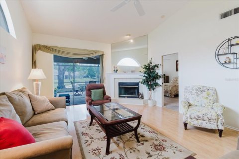 Villa ou maison à vendre à Palm Harbor, Floride: 2 chambres, 154.12 m2 № 1681995 - photo 8