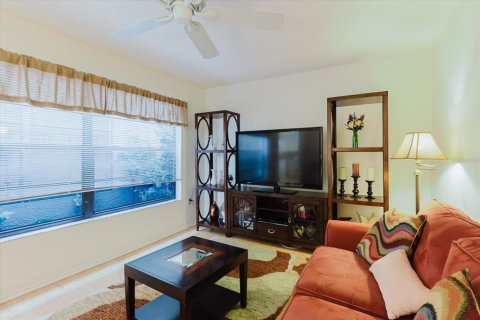 Casa en venta en Palm Harbor, Florida, 2 dormitorios, 154.12 m2 № 1681995 - foto 18