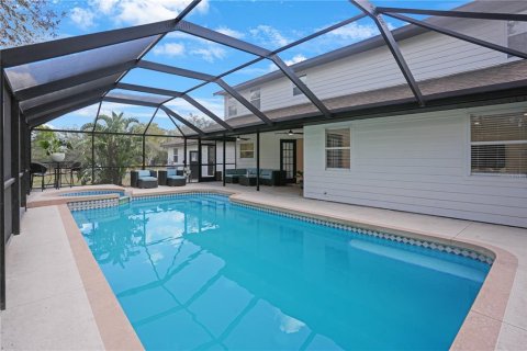 House in Sarasota, Florida 10 bedrooms, 863.06 sq.m. № 1538351 - photo 21