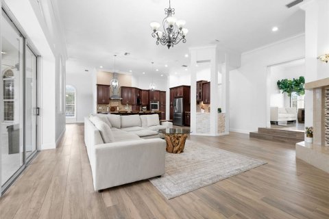 House in Sarasota, Florida 10 bedrooms, 863.06 sq.m. № 1538351 - photo 10