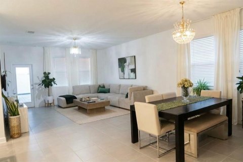 Villa ou maison à louer à Kissimmee, Floride: 4 chambres, 204.38 m2 № 2429053 - photo 9