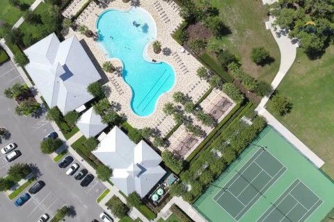 Villa ou maison à louer à Kissimmee, Floride: 4 chambres, 204.38 m2 № 2429053 - photo 5