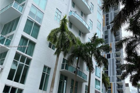 Condo à Miami, Floride, 2 chambres  № 1945086