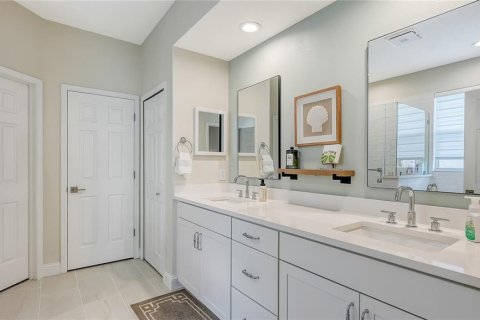 Casa en venta en Bradenton, Florida, 4 dormitorios, 212.56 m2 № 1899337 - foto 19