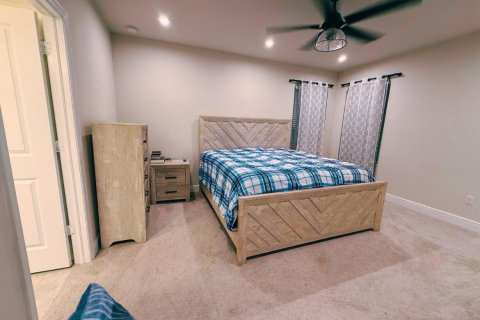 Villa ou maison à vendre à Port St. Lucie, Floride: 5 chambres, 230.3 m2 № 2081812 - photo 2