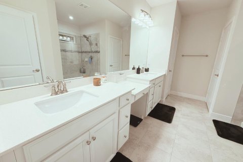 Villa ou maison à vendre à Port St. Lucie, Floride: 5 chambres, 230.3 m2 № 2081812 - photo 4