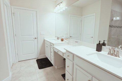 Villa ou maison à vendre à Port St. Lucie, Floride: 5 chambres, 230.3 m2 № 2081812 - photo 6