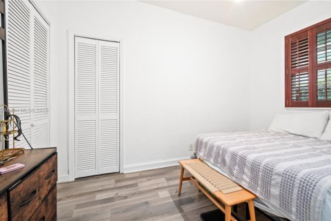 Condo in Miami Beach, Florida, 1 bedroom  № 1482593 - photo 6