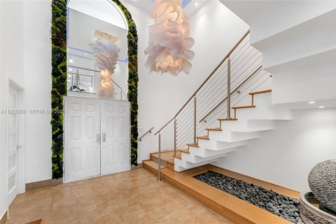 Condominio en venta en Miami, Florida, 3 dormitorios, 299.8 m2 № 2154824 - foto 23