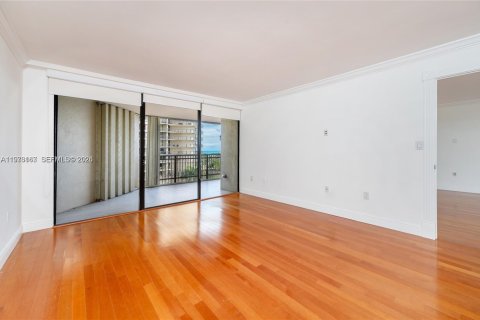 Copropriété à louer à Miami, Floride: 2 chambres, 108.88 m2 № 2034039 - photo 10