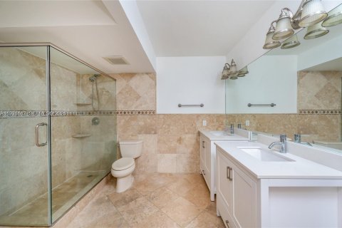 Copropriété à louer à Miami, Floride: 2 chambres, 108.88 m2 № 2034039 - photo 13