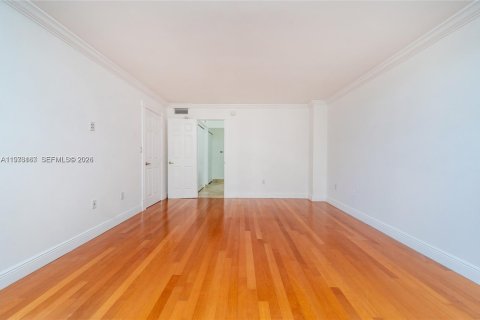 Copropriété à louer à Miami, Floride: 2 chambres, 108.88 m2 № 2034039 - photo 11
