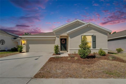 House in Bartow, Florida 3 bedrooms, 144.93 sq.m. № 1718751 - photo 1