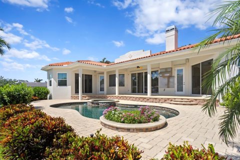 Villa ou maison à vendre à Saint Petersburg, Floride: 3 chambres, 220.74 m2 № 1836995 - photo 5