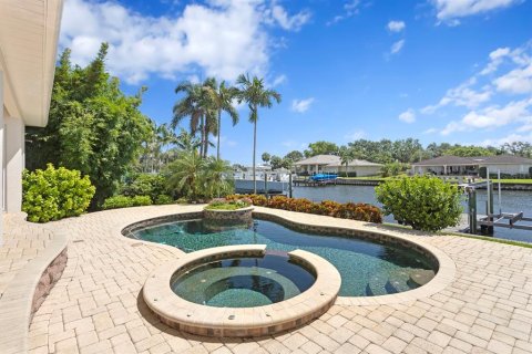 Villa ou maison à vendre à Saint Petersburg, Floride: 3 chambres, 220.74 m2 № 1836995 - photo 7
