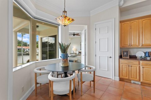 Villa ou maison à vendre à Saint Petersburg, Floride: 3 chambres, 220.74 m2 № 1836995 - photo 24